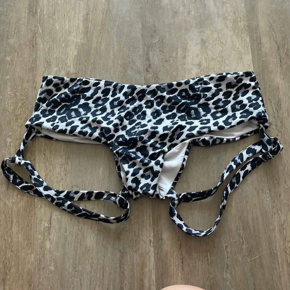 Luna Pole Wear Lure You Garter Shorts - US 6